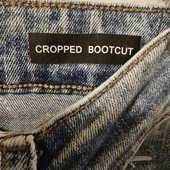 Judy Blue Jeans Blue Denim Cropped Bootcut Distressed Stretch Women's Size 7/28 - Picture 5 of 13